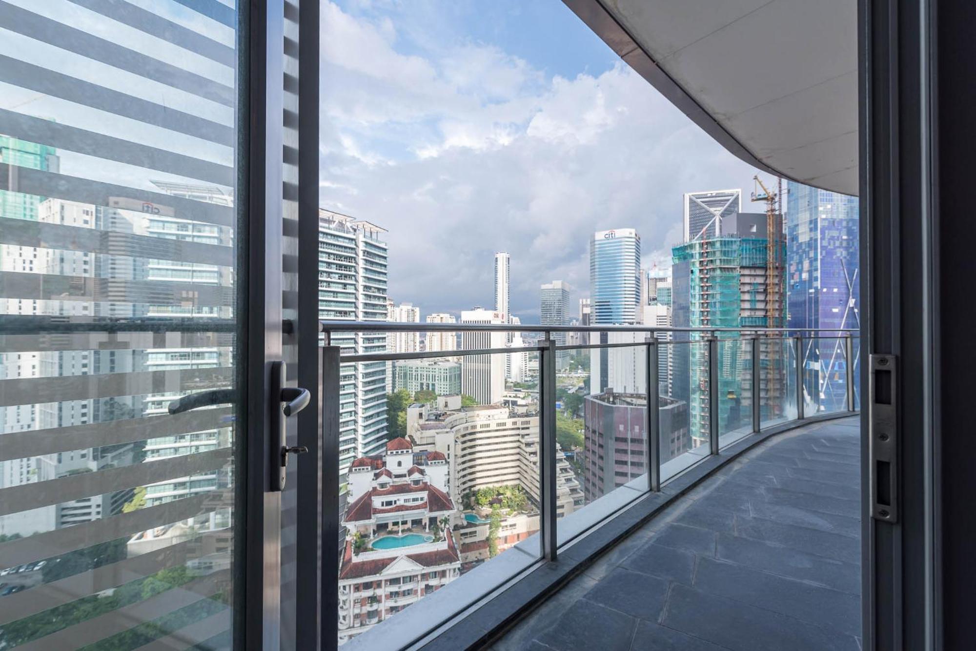 Апартаменты 1 Min To Klcc Twin Tower Куала-Лумпур Экстерьер фото